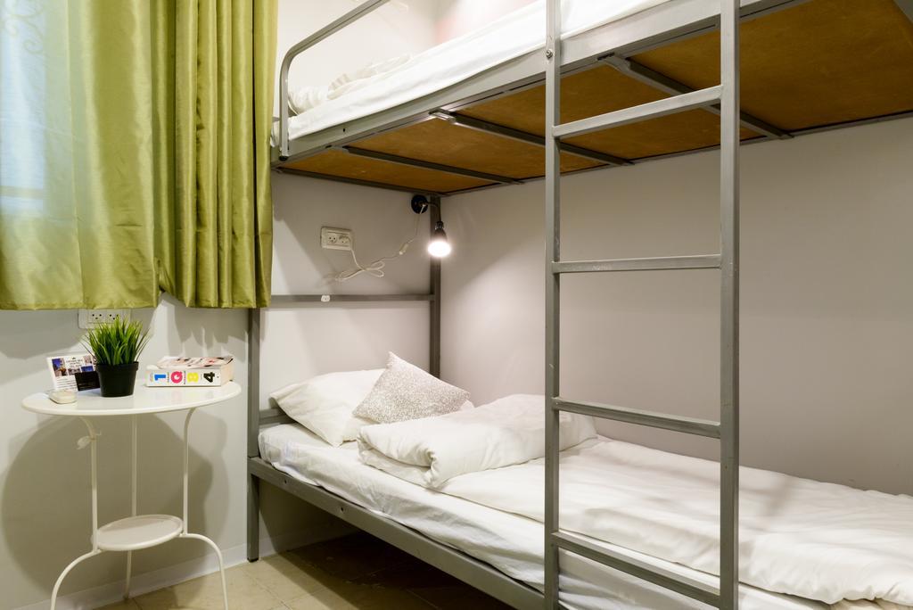 Crown Sea Hostel Тель-Авів Номер фото